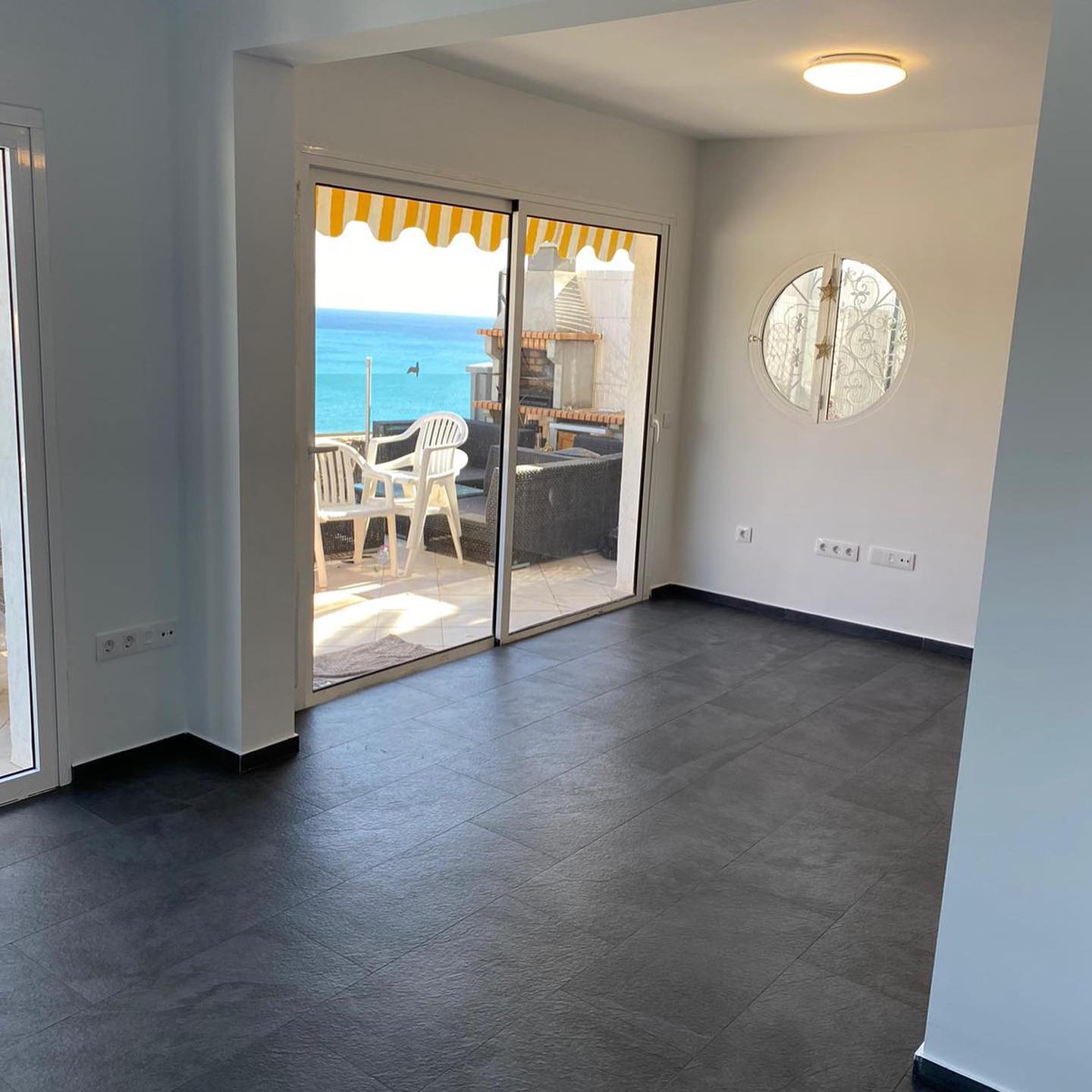 Helrenoverat tvåplanshus i Monseñor, Playa del Cura