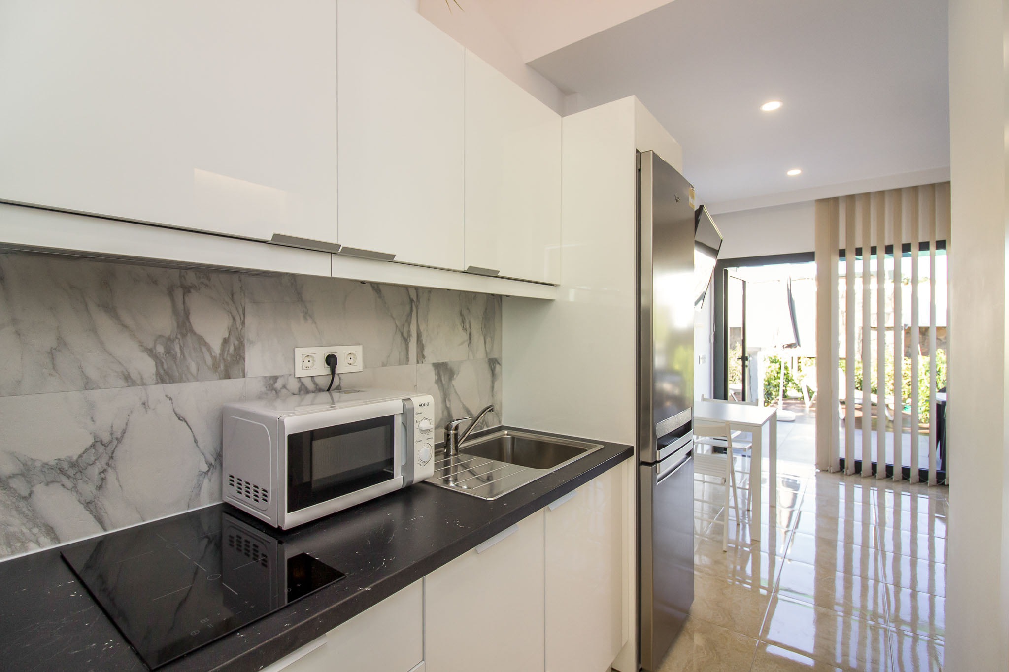 Nytt kök i helrenoverad bungalow i Maspalomas Lago